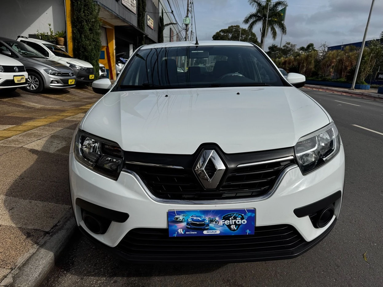 RENAULT LOGAN