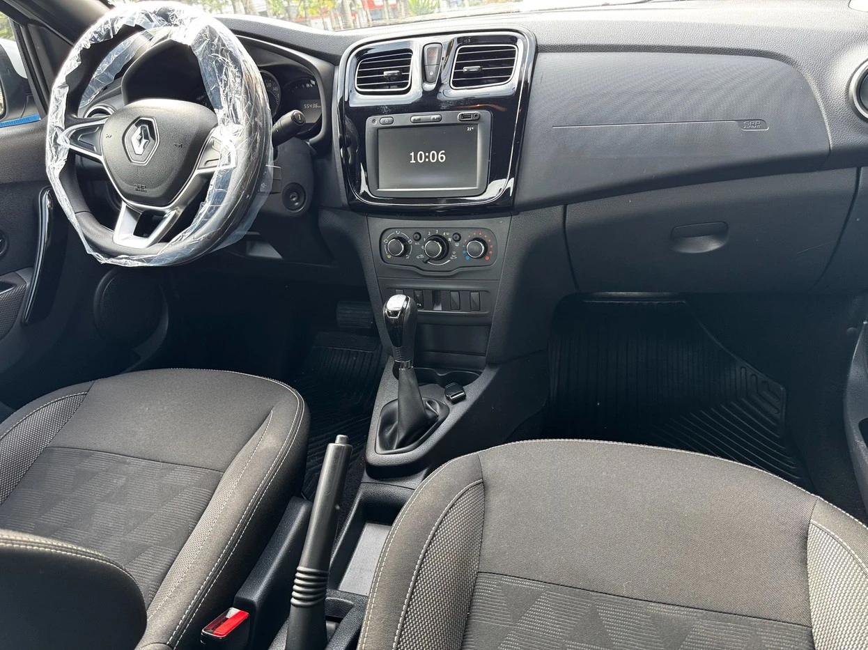 RENAULT LOGAN