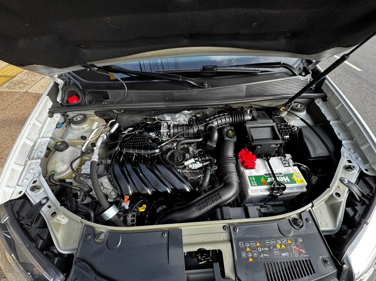 RENAULT LOGAN