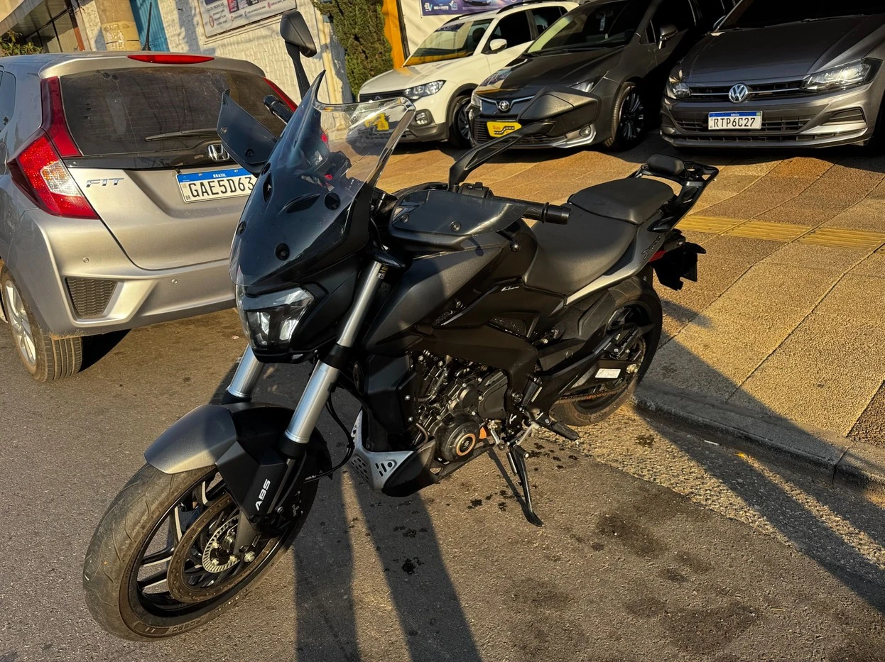 BAJAJ DOMINAR 400