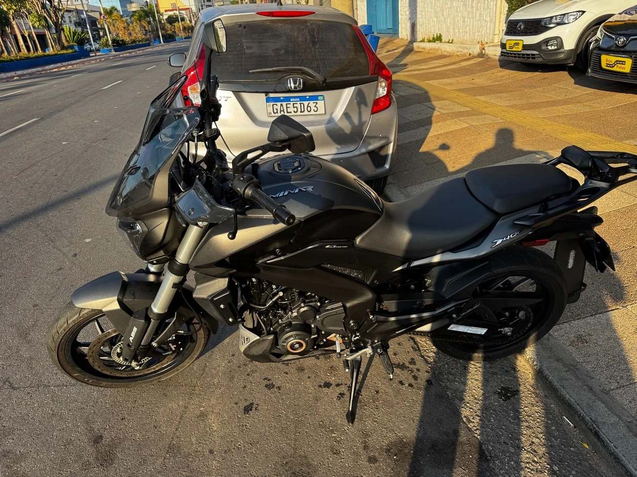 BAJAJ DOMINAR 400