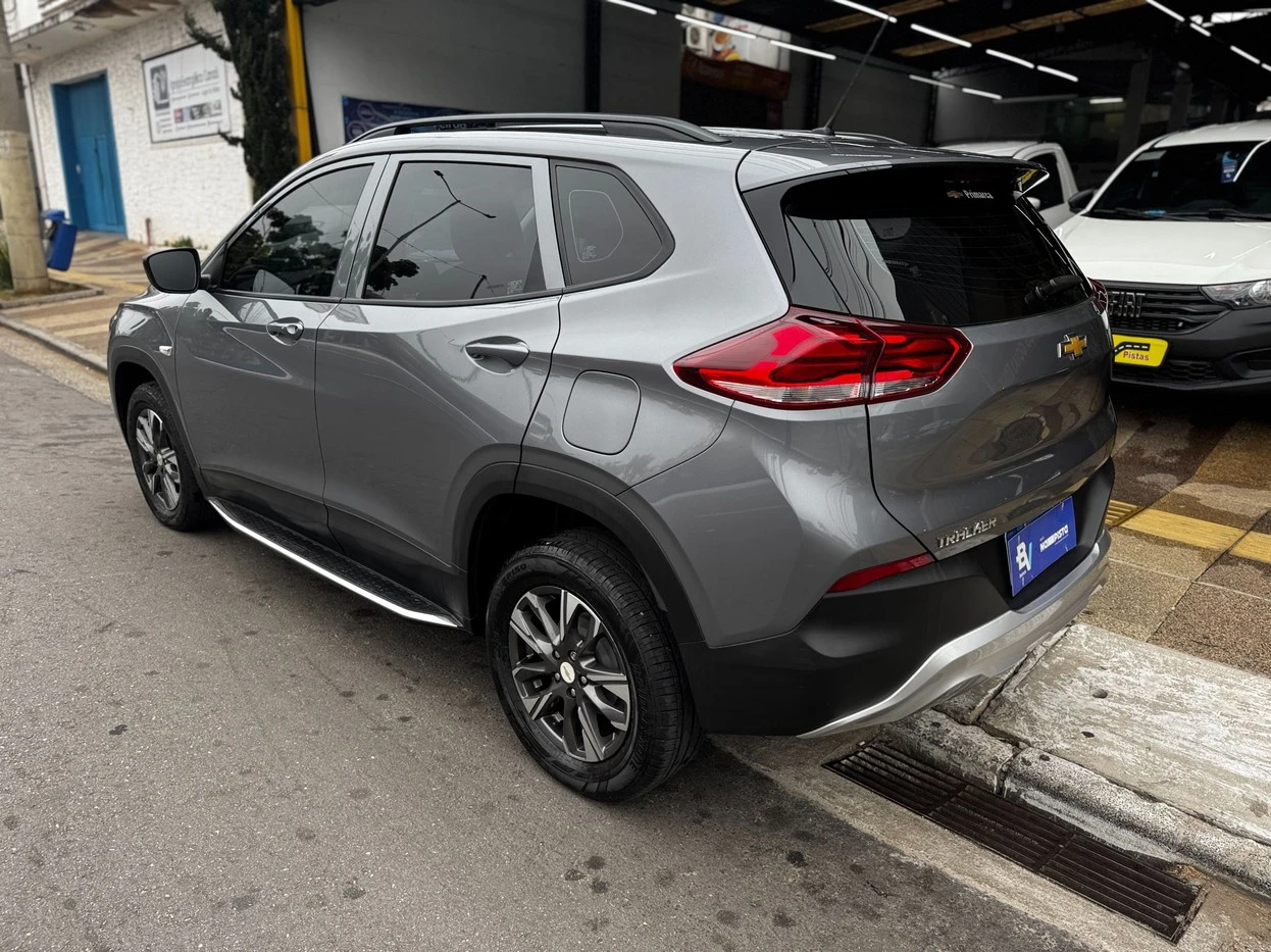 CHEVROLET TRACKER