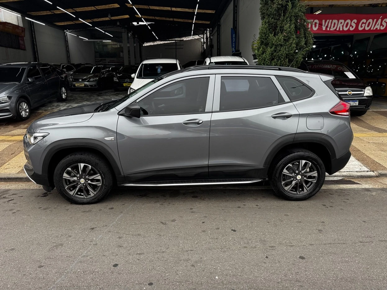 CHEVROLET TRACKER