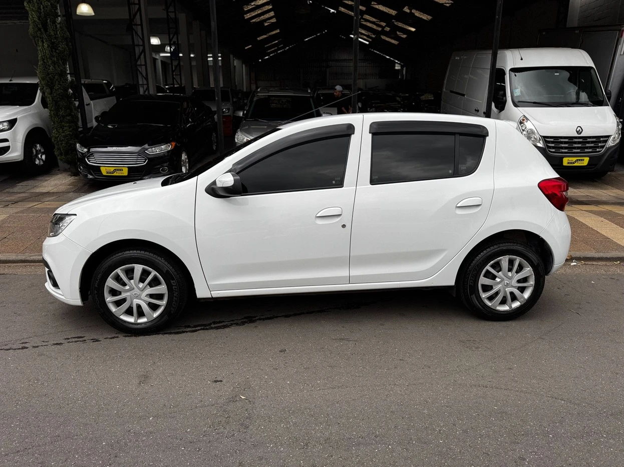 RENAULT SANDERO