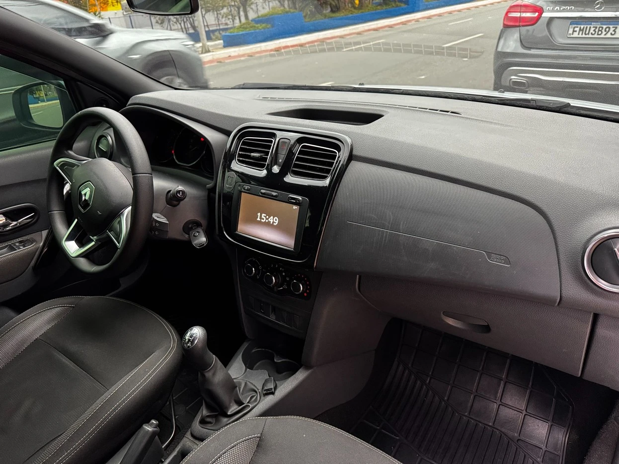 RENAULT SANDERO