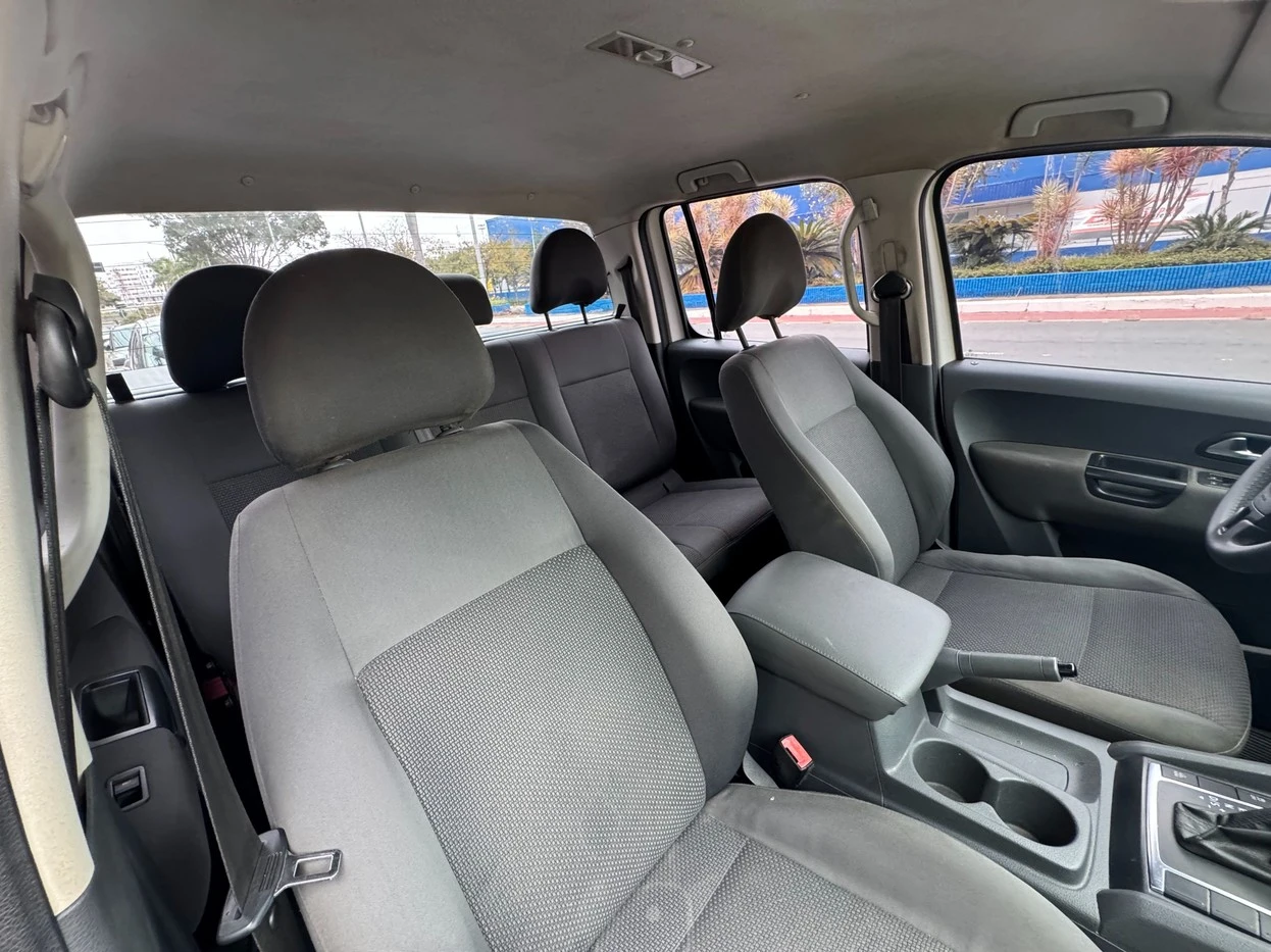 VOLKSWAGEN AMAROK