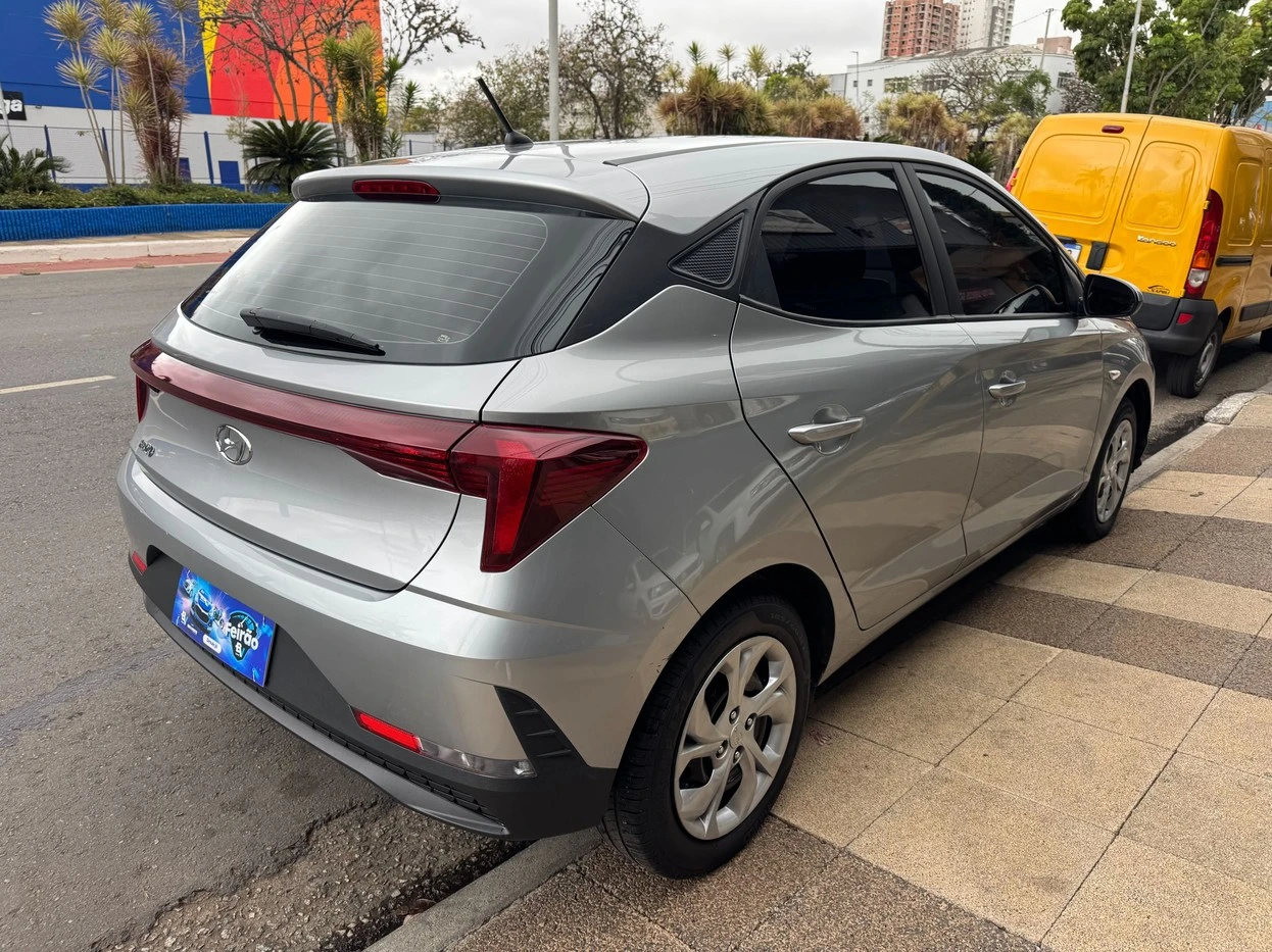 HYUNDAI HB20
