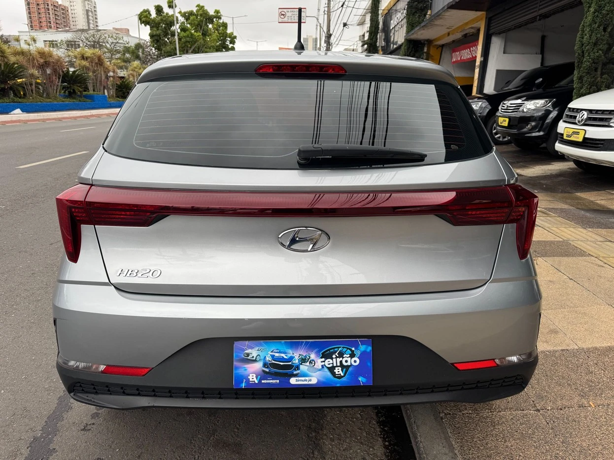 HYUNDAI HB20