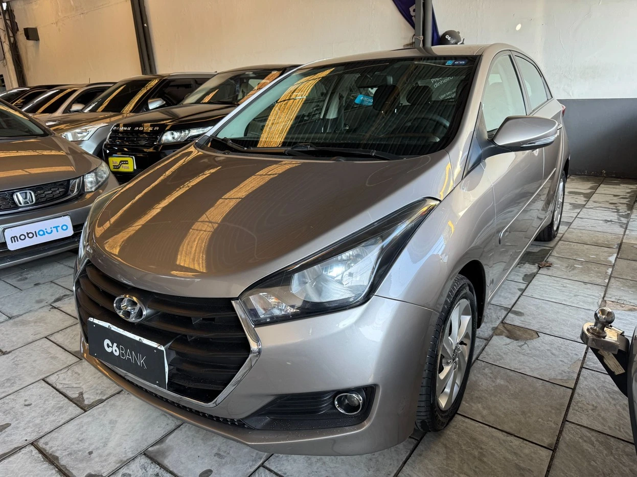 HYUNDAI HB20