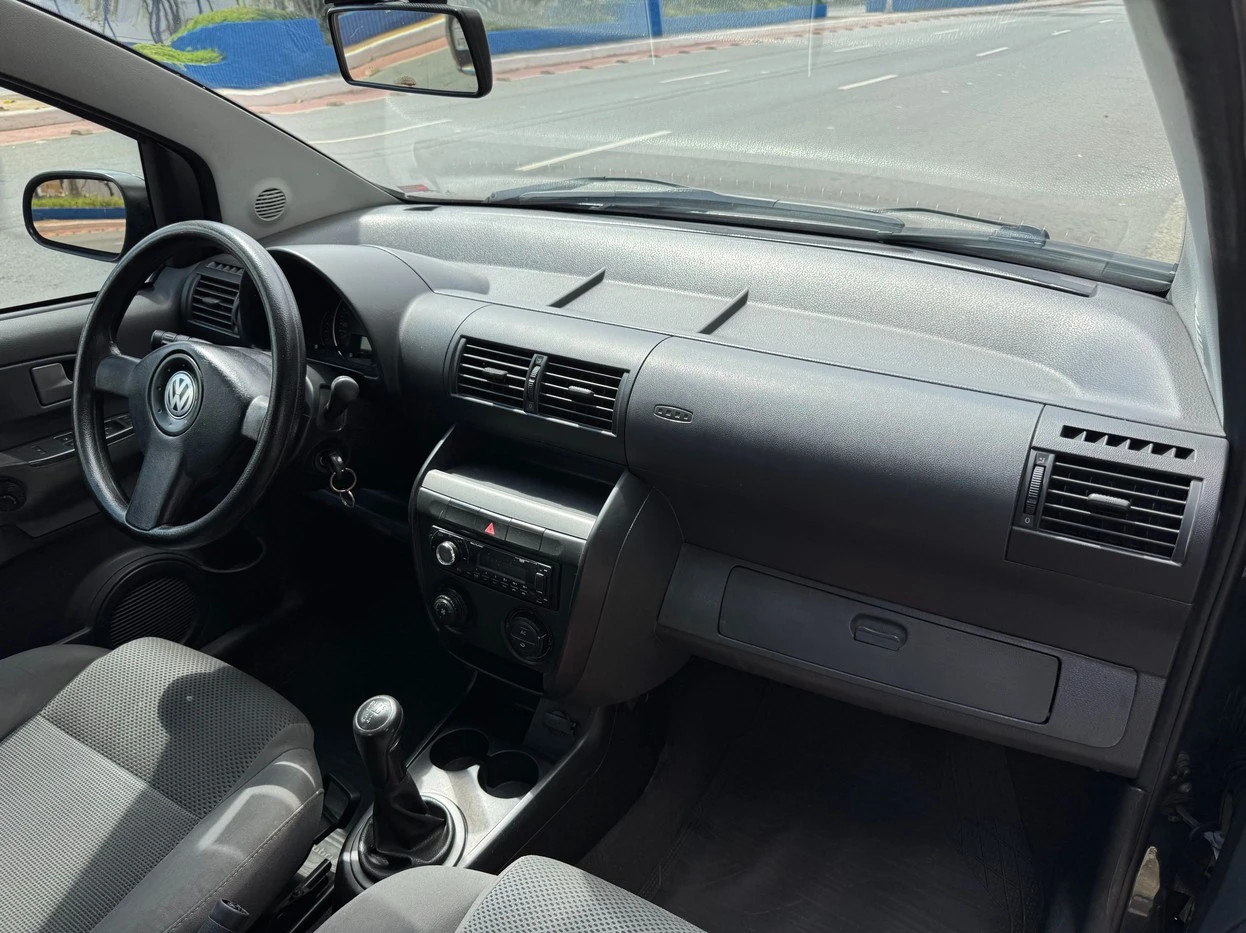 VOLKSWAGEN FOX