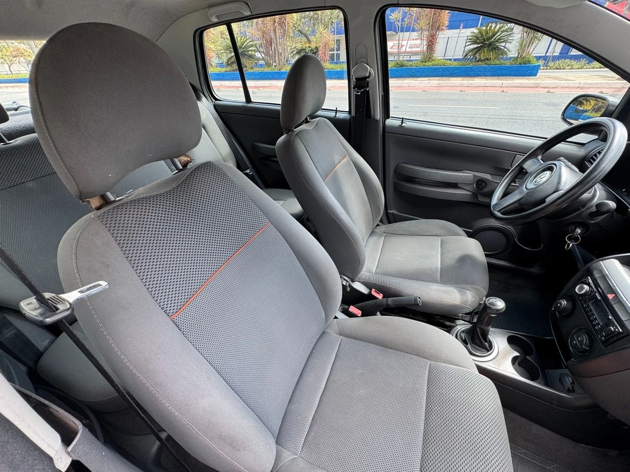 VOLKSWAGEN FOX