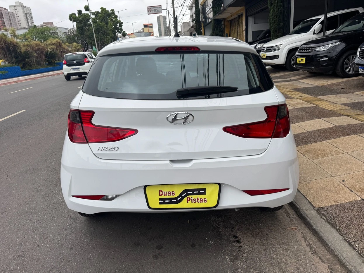 HYUNDAI HB20