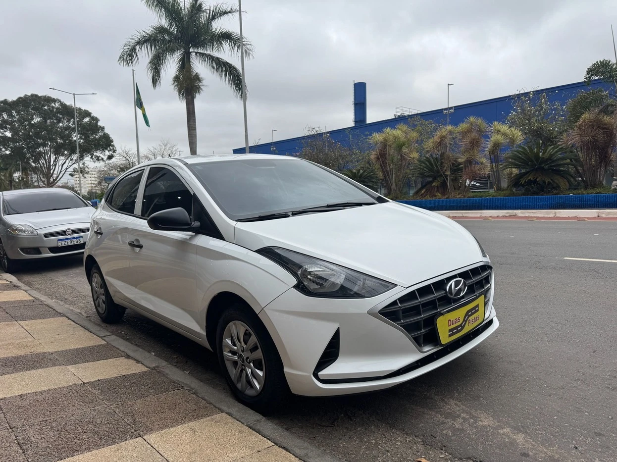 HYUNDAI HB20