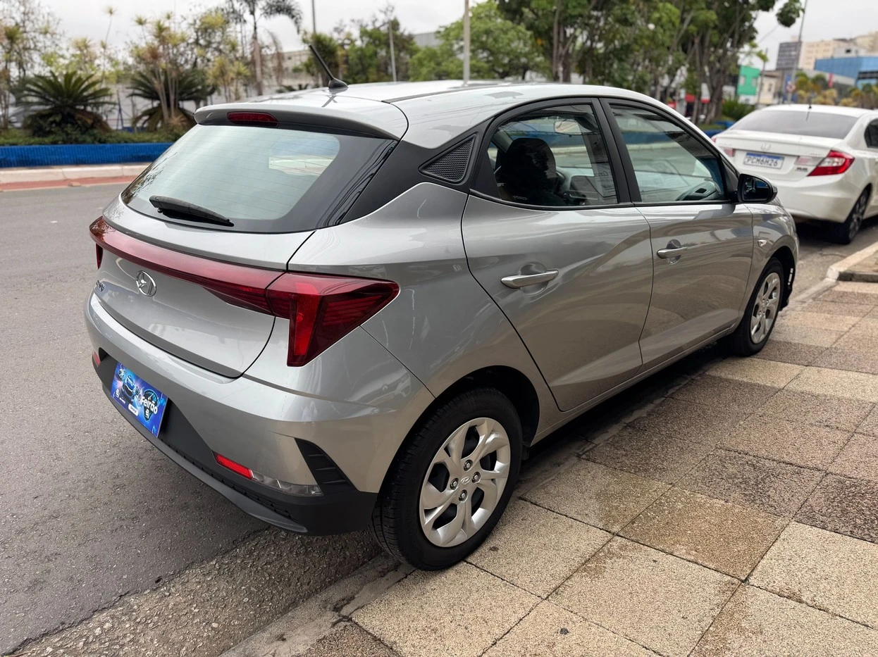 HYUNDAI HB20