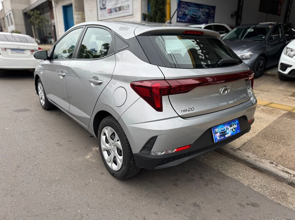 HYUNDAI HB20