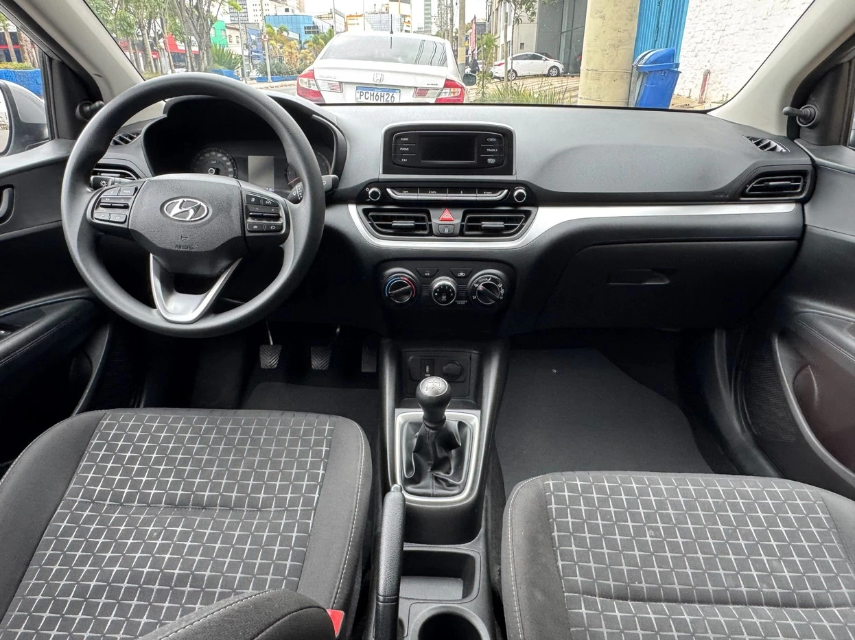 HYUNDAI HB20