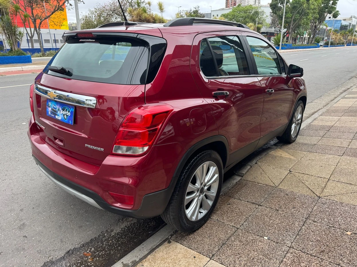 CHEVROLET TRACKER