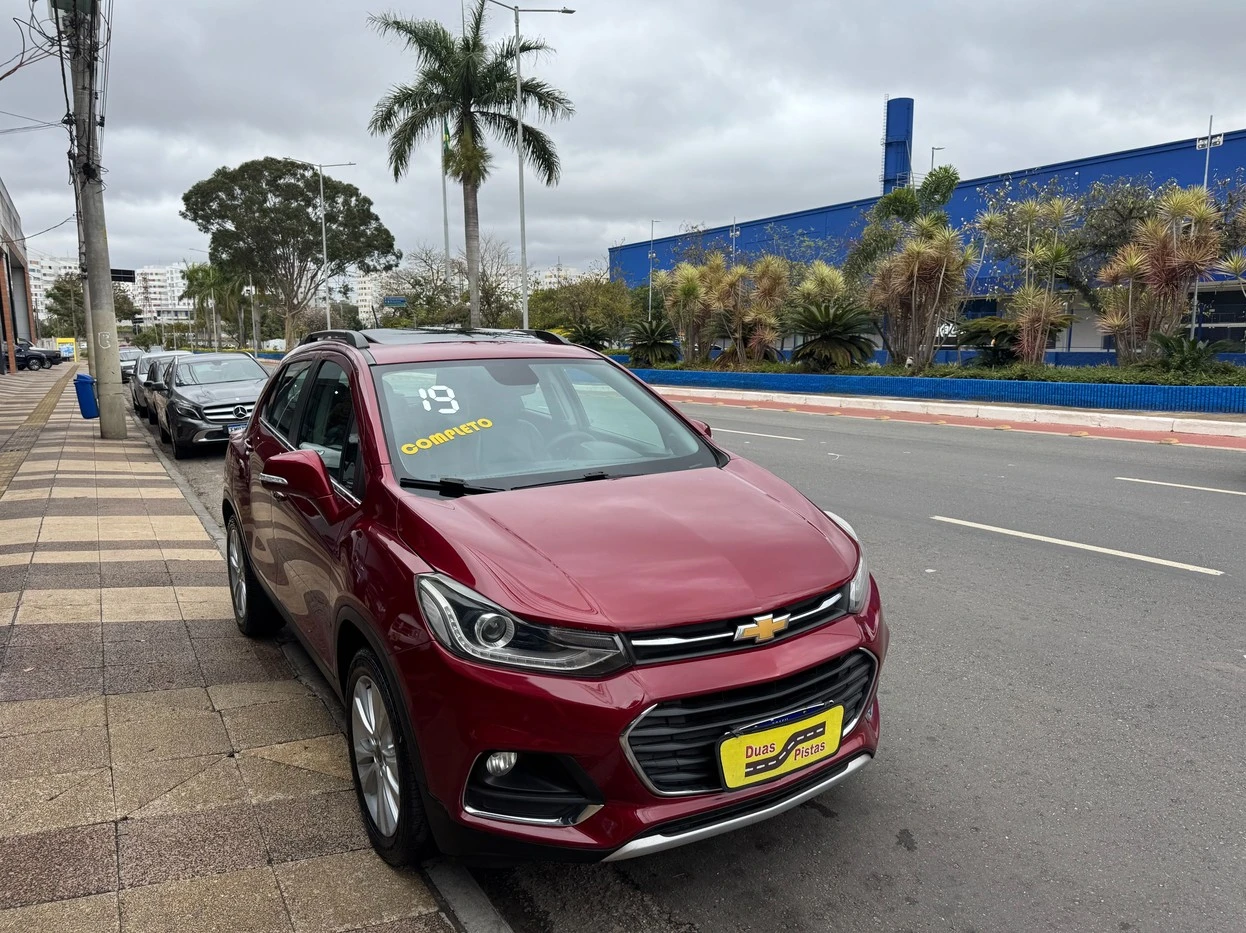 CHEVROLET TRACKER