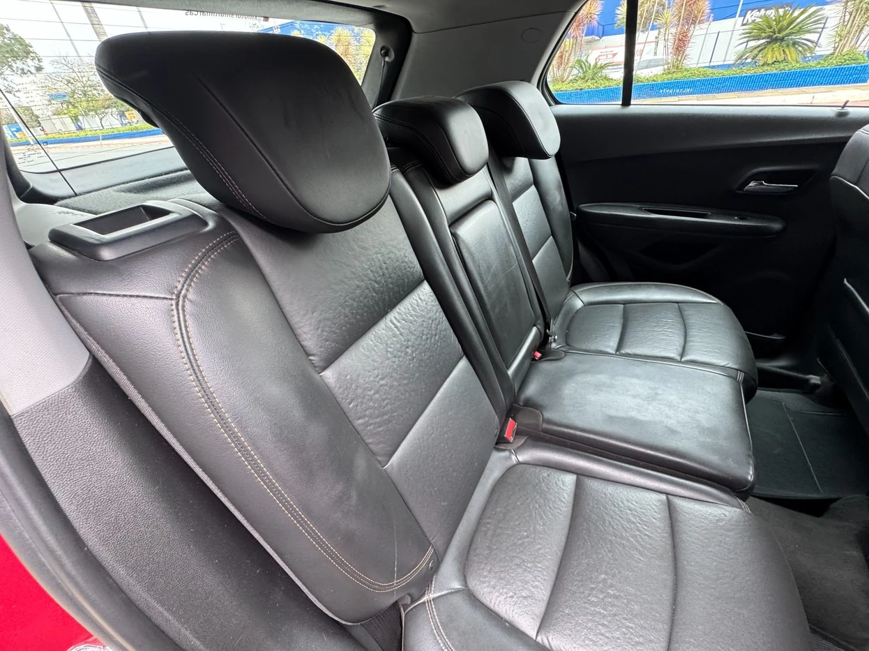 CHEVROLET TRACKER