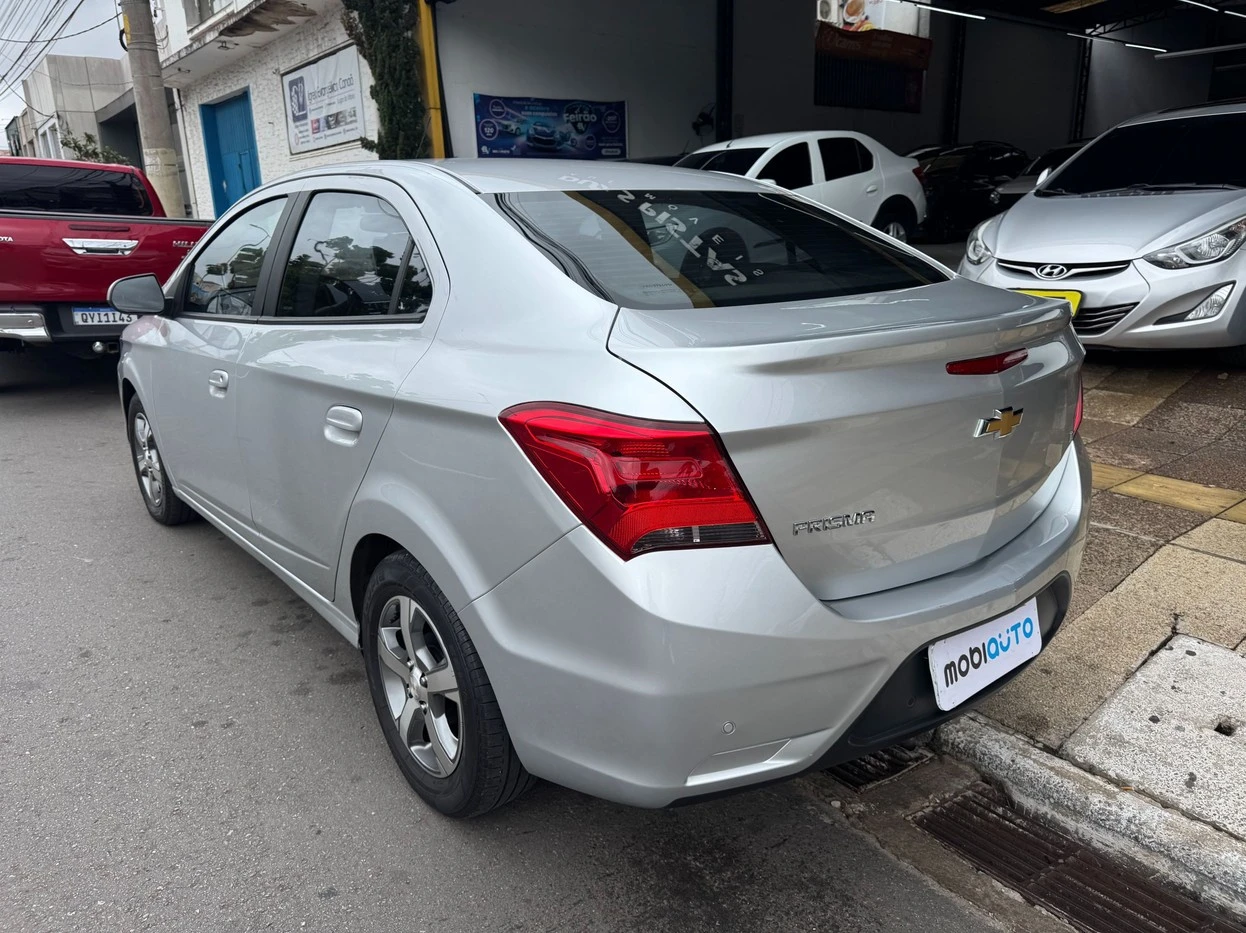CHEVROLET PRISMA