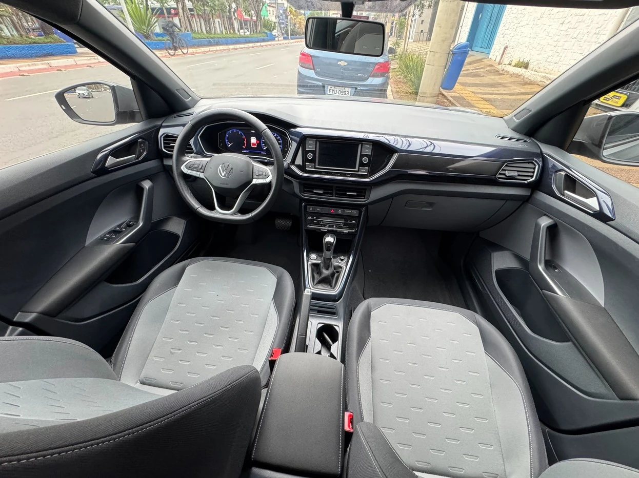 VOLKSWAGEN T-CROSS
