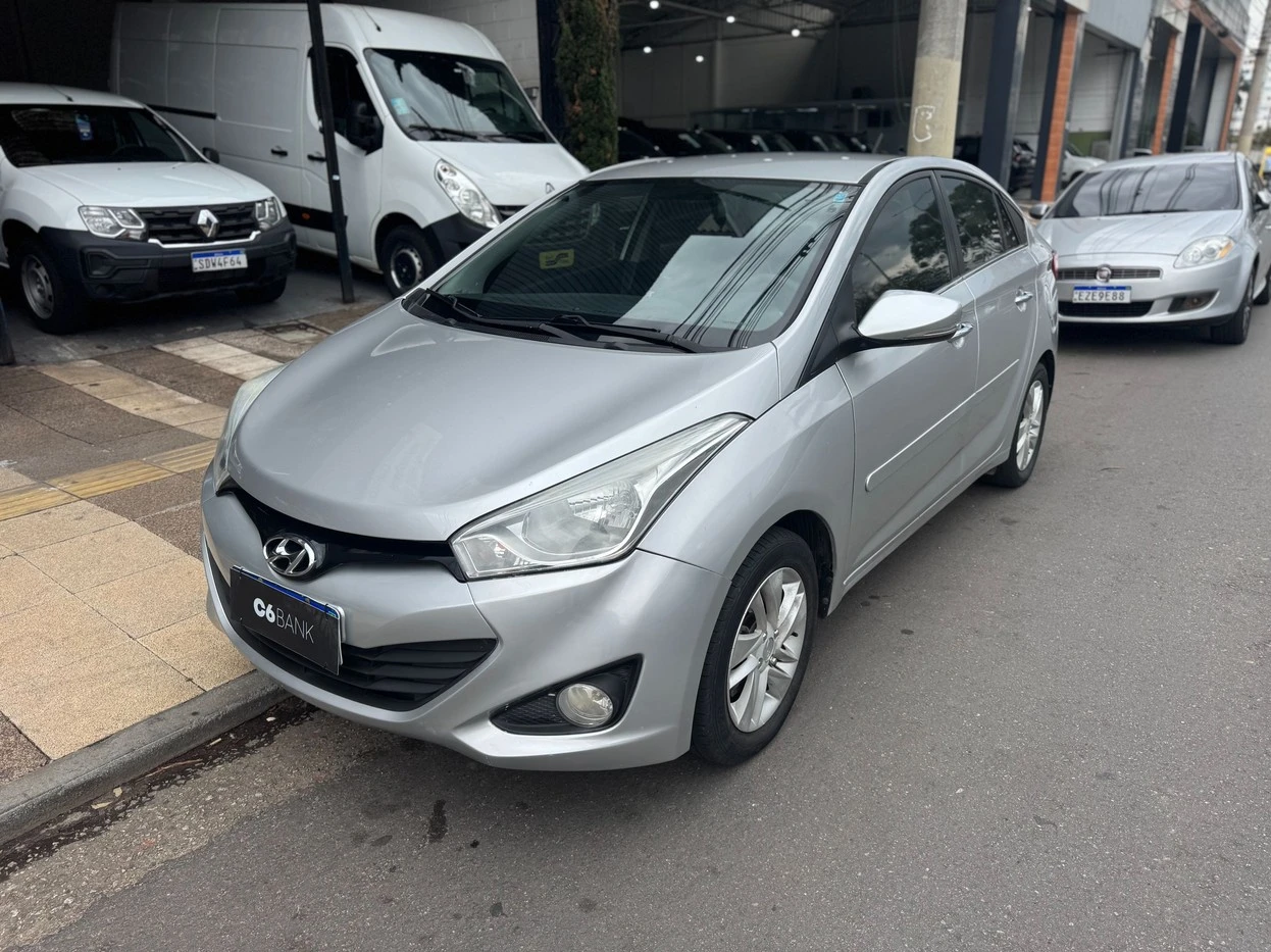 HYUNDAI HB20S