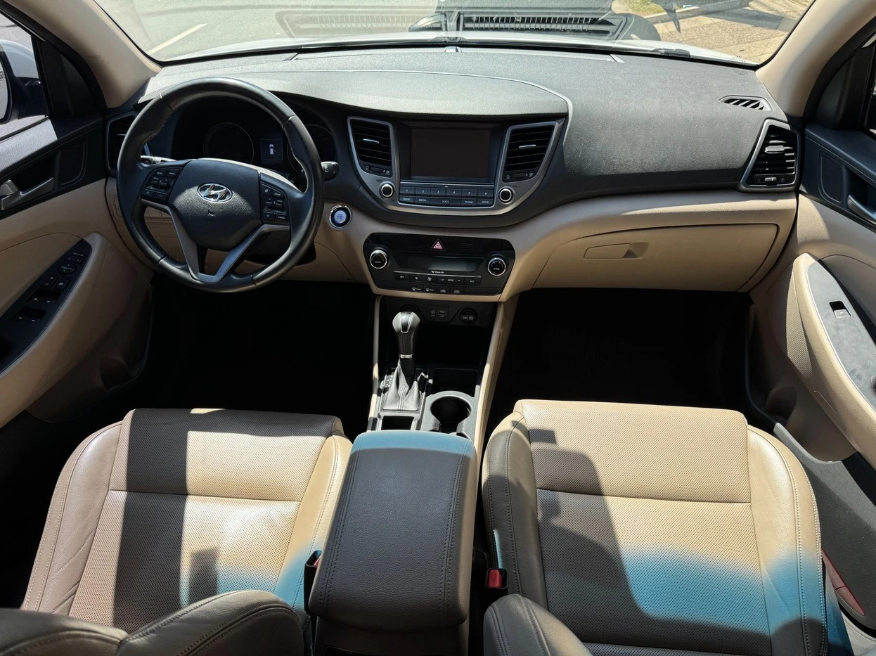 HYUNDAI TUCSON