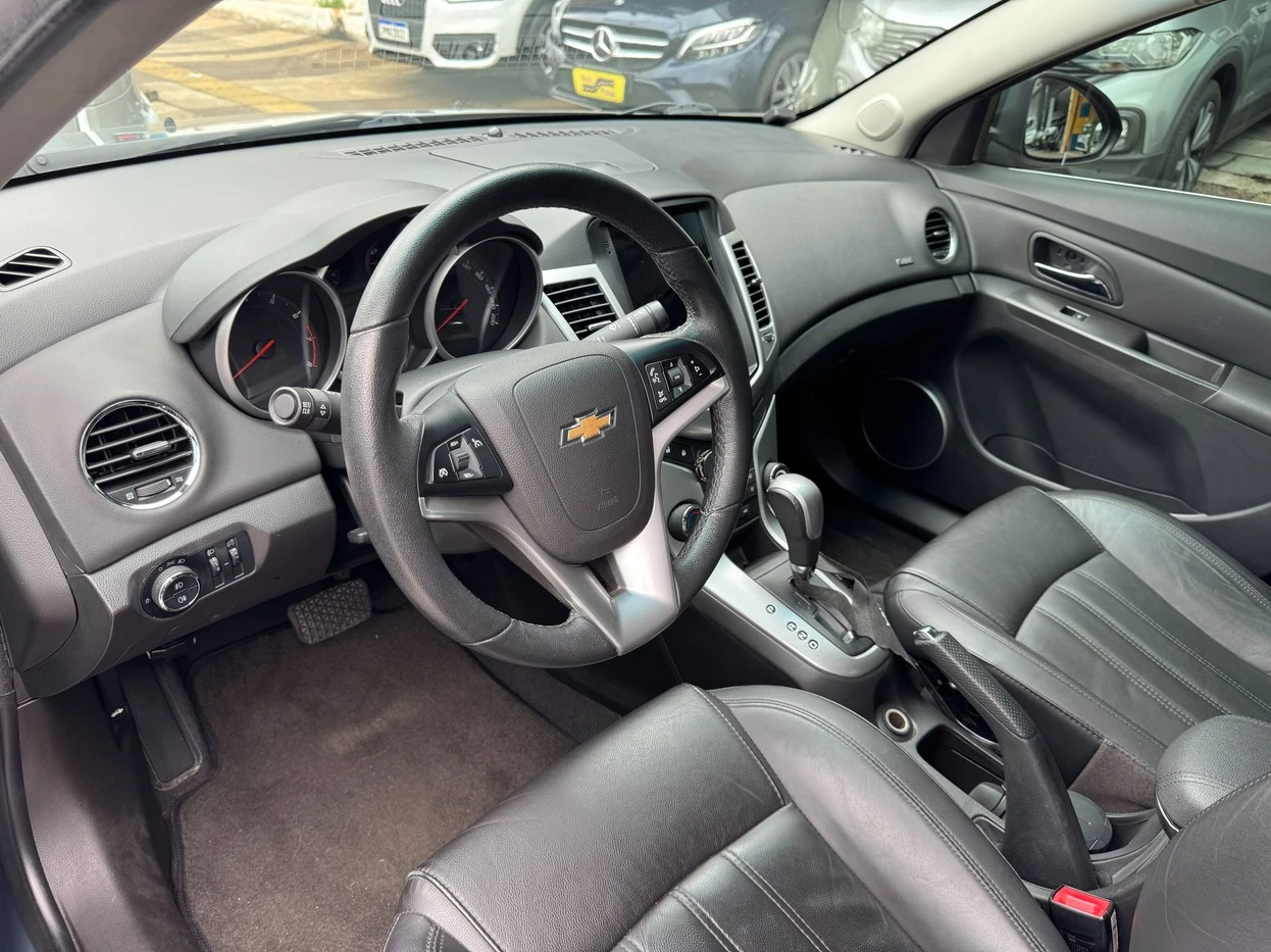 CHEVROLET CRUZE