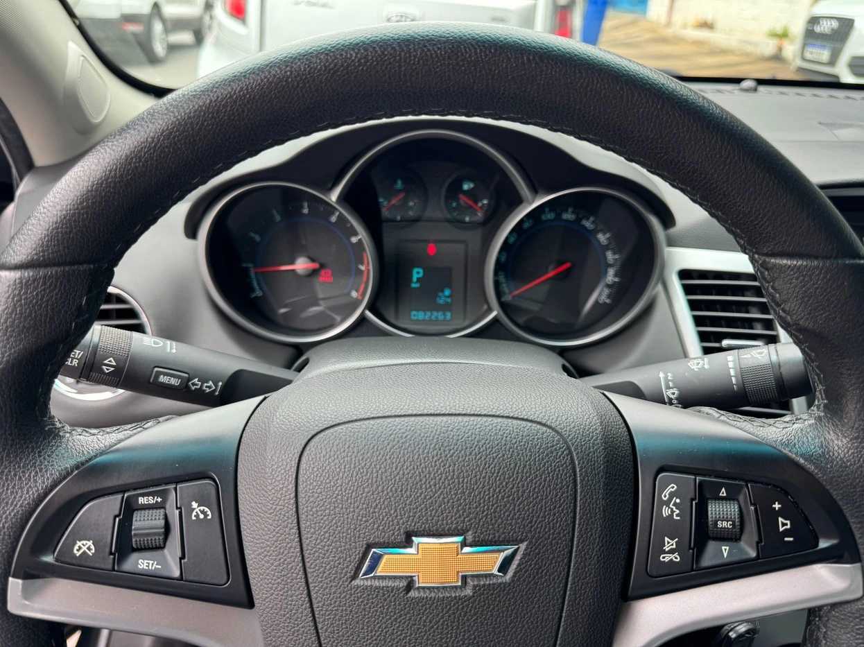 CHEVROLET CRUZE
