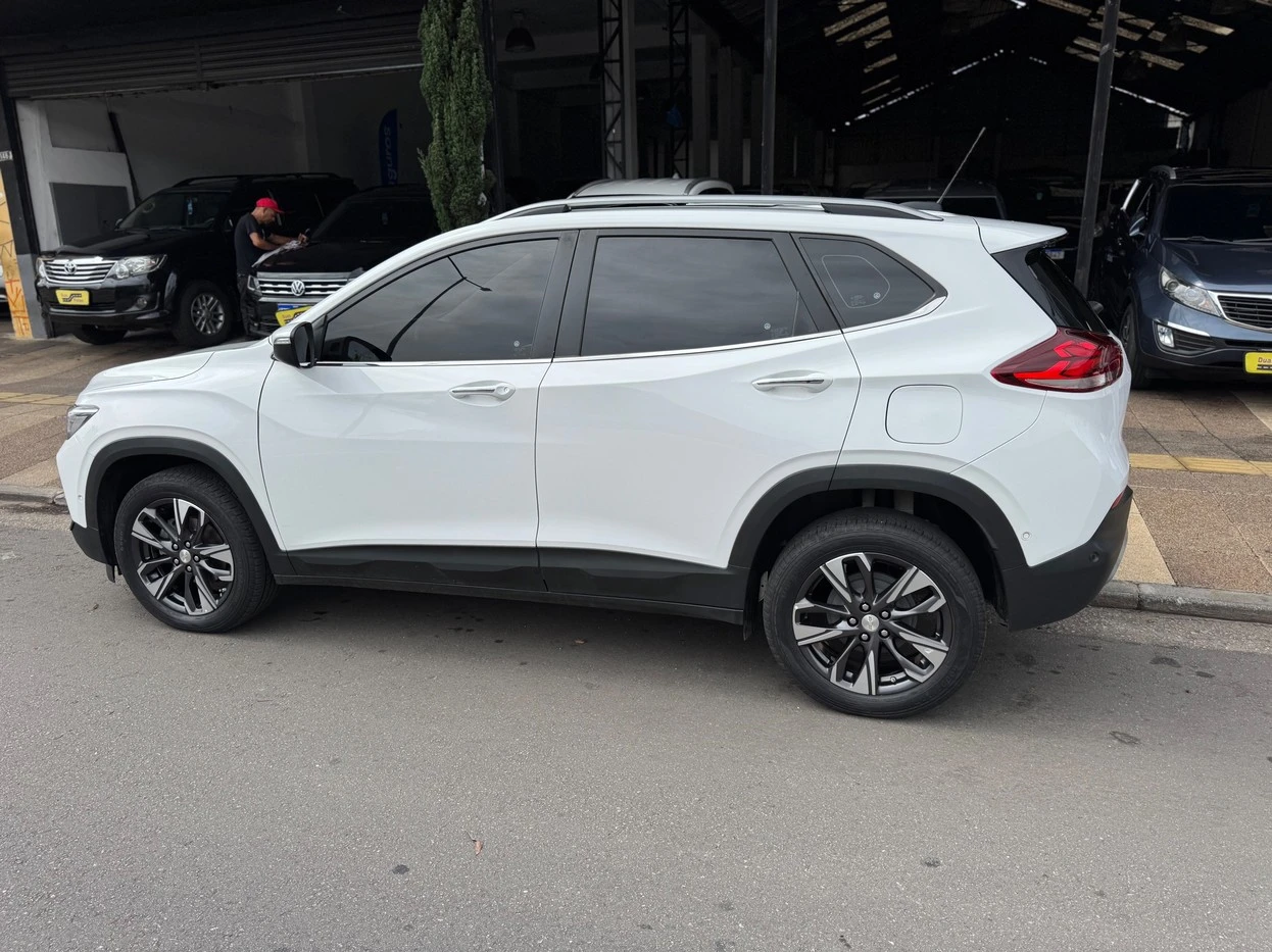CHEVROLET TRACKER