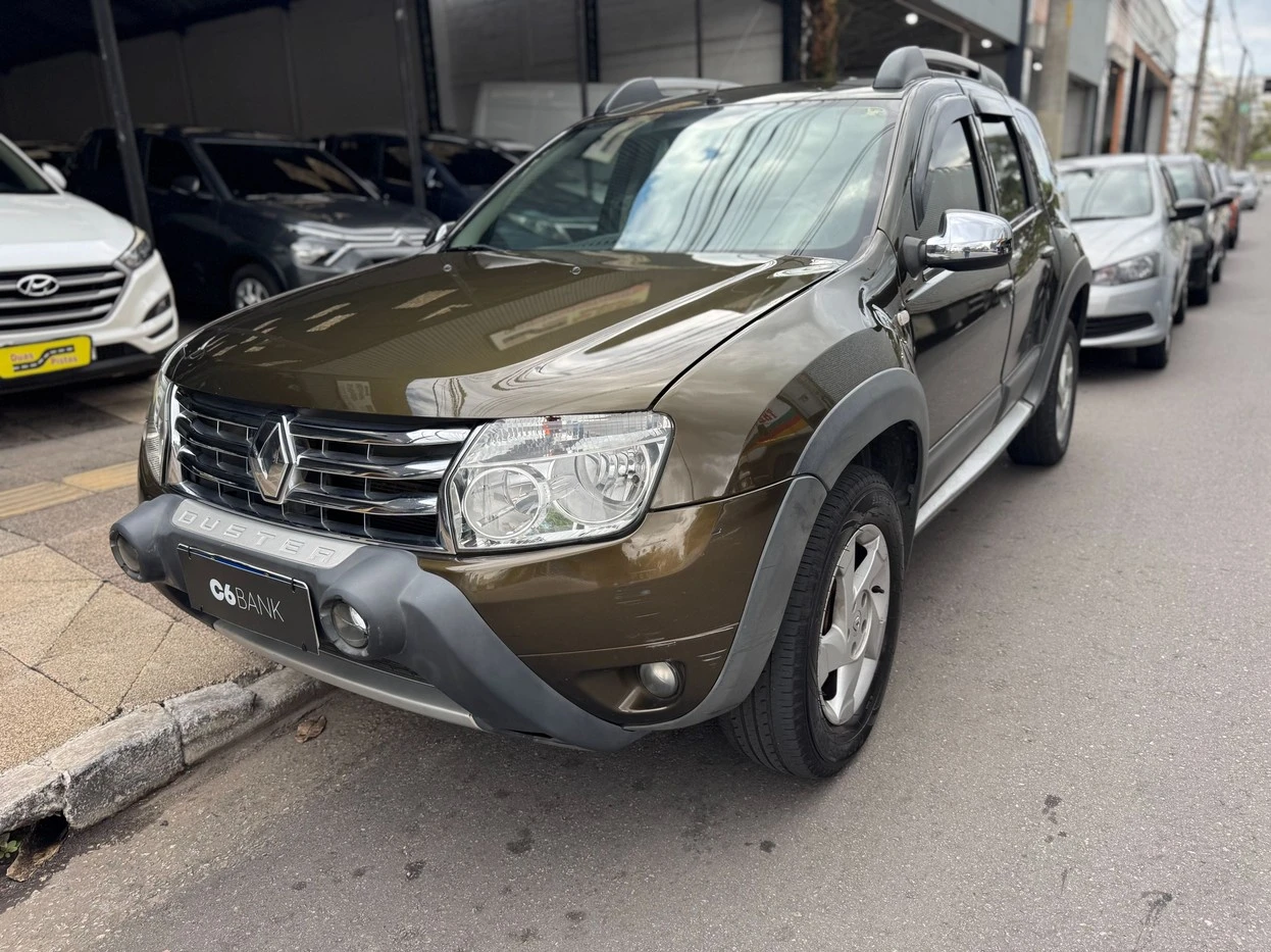RENAULT DUSTER