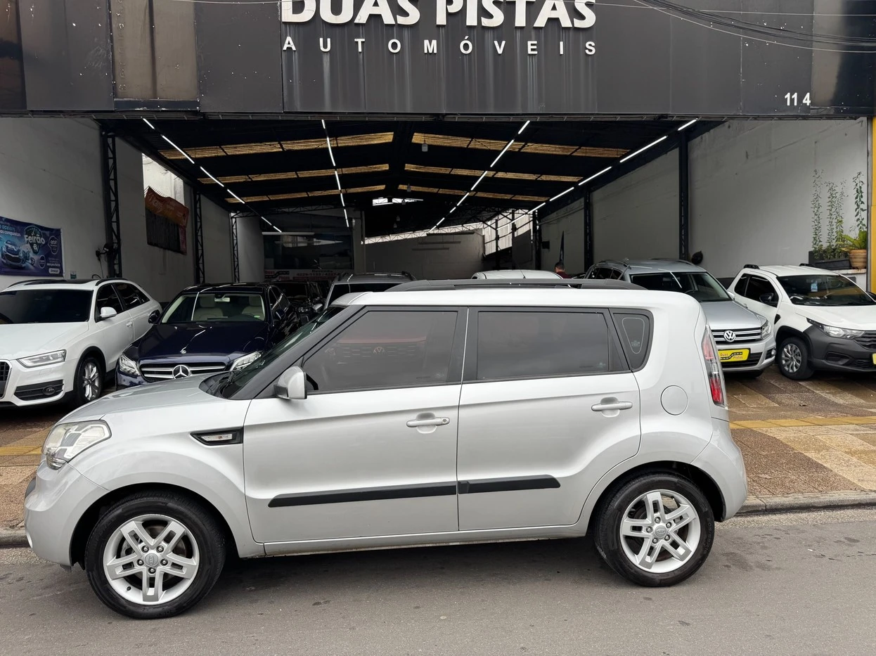 KIA SOUL