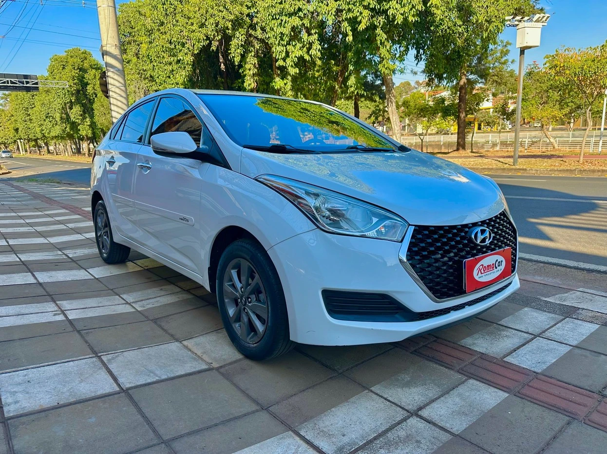 HYUNDAI HB20S