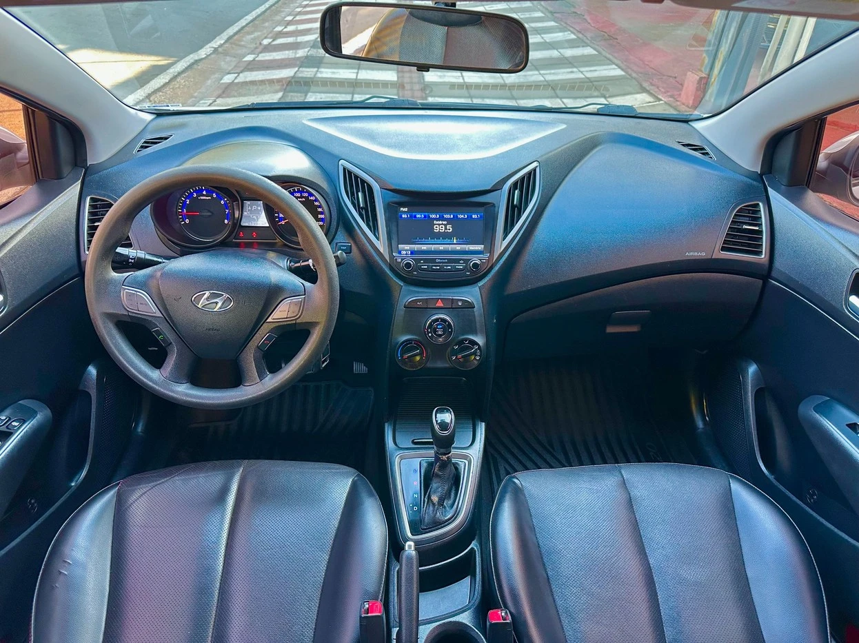 HYUNDAI HB20S