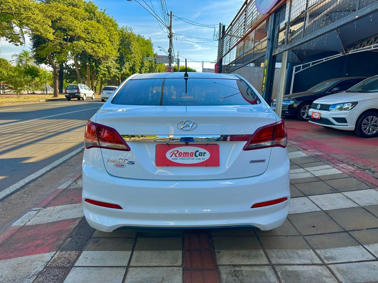 HYUNDAI HB20S