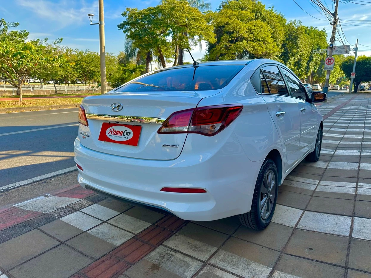 HYUNDAI HB20S