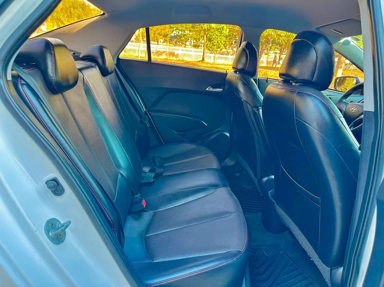 HYUNDAI HB20S