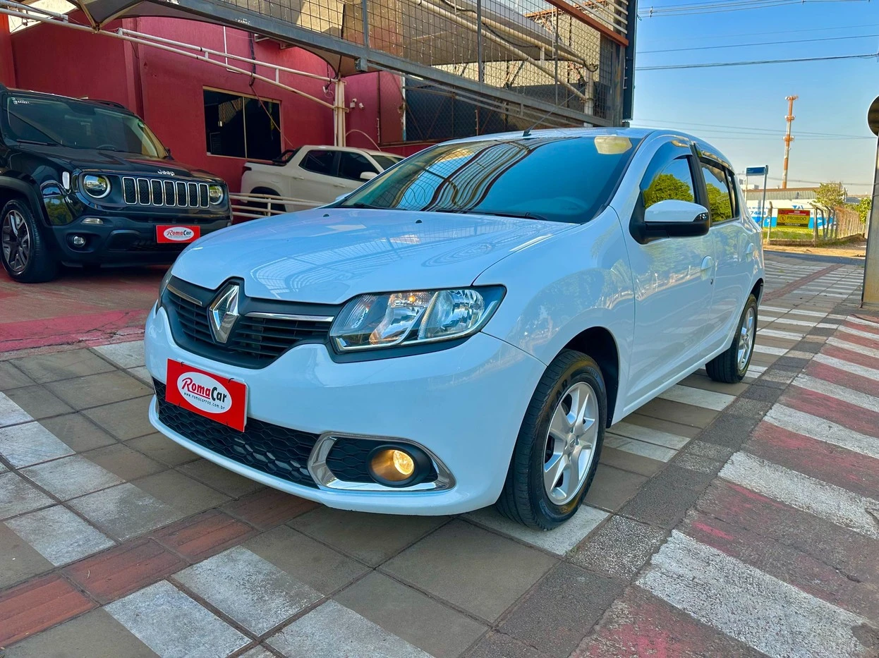 RENAULT SANDERO