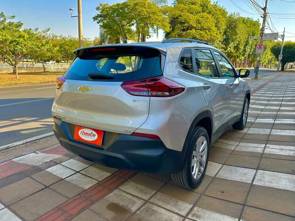 CHEVROLET TRACKER