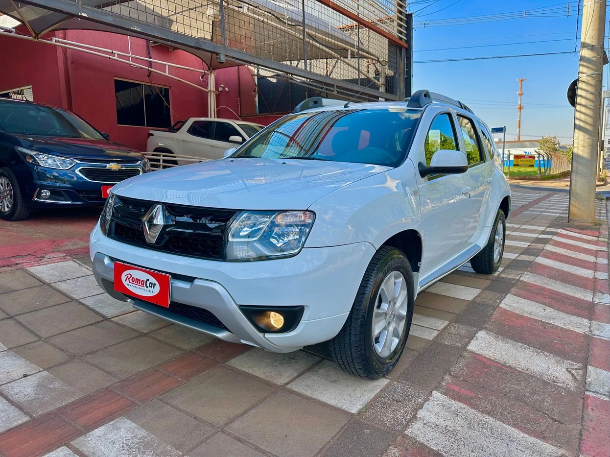 RENAULT DUSTER