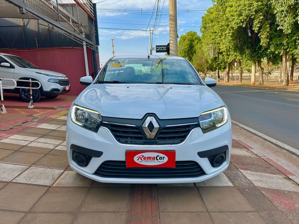 RENAULT LOGAN