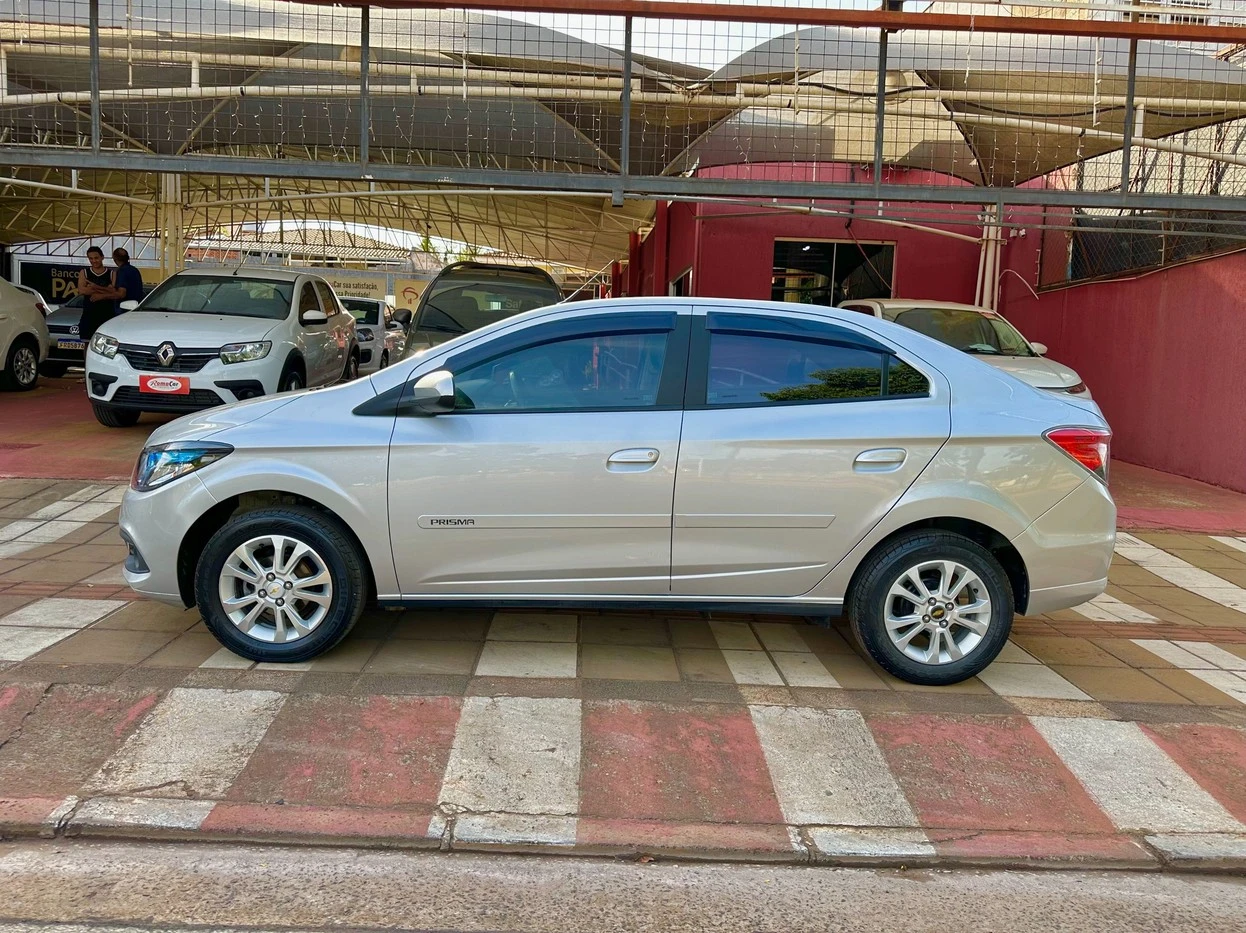 CHEVROLET PRISMA