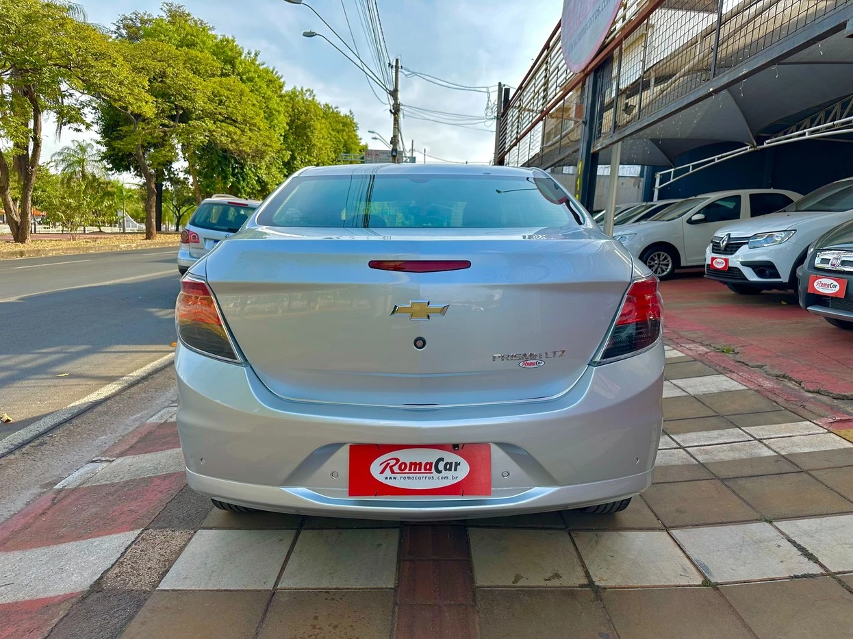 CHEVROLET PRISMA