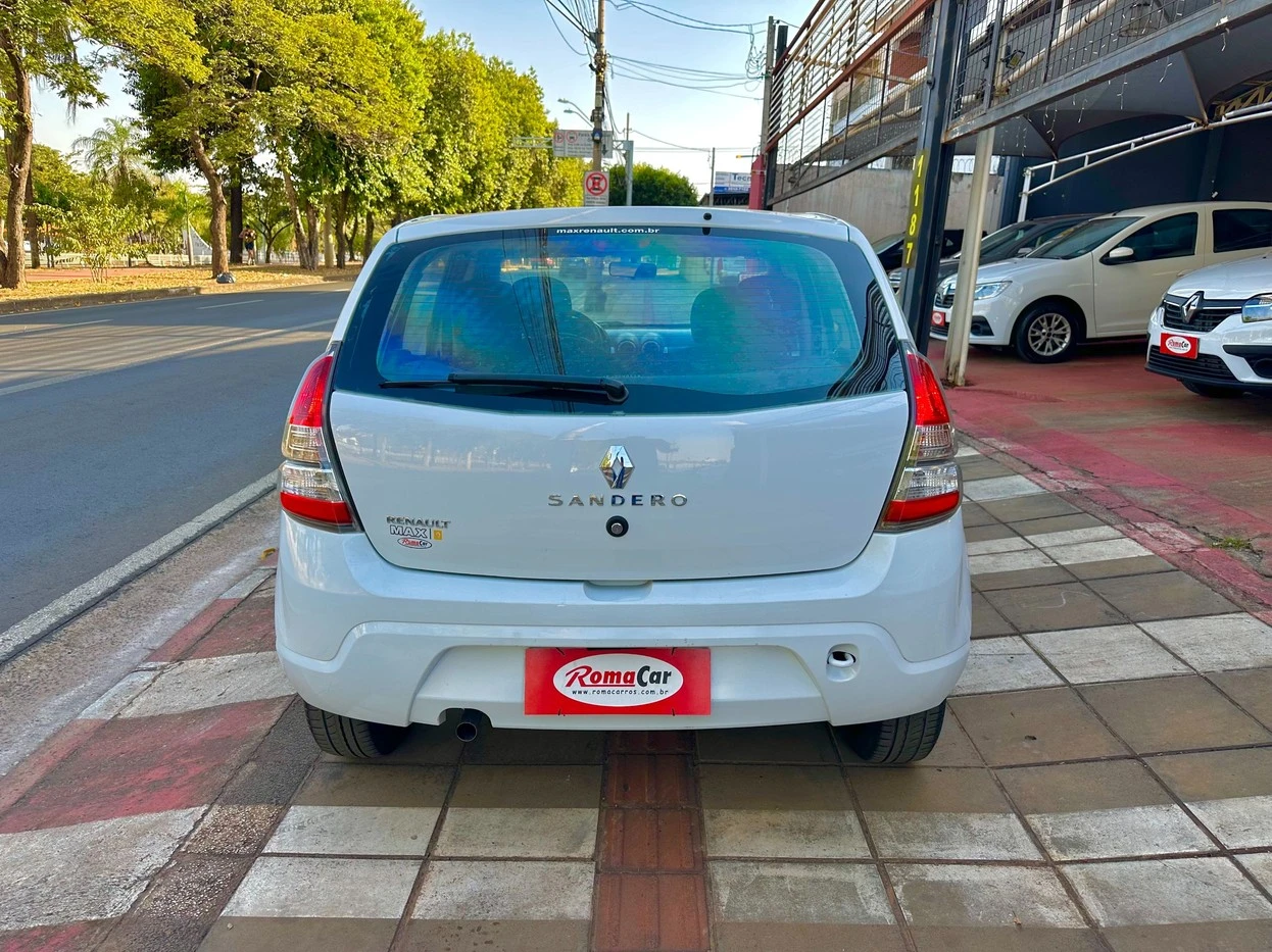 RENAULT SANDERO