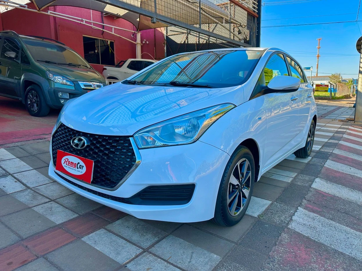HYUNDAI HB20