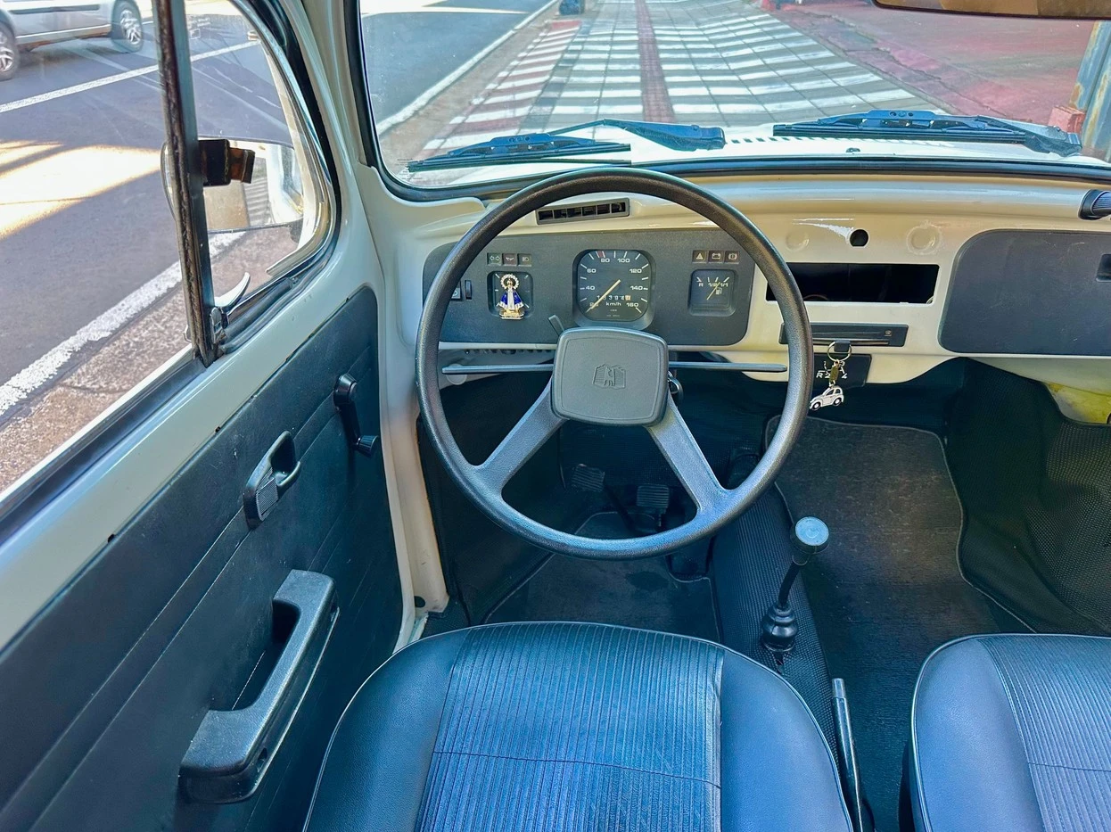 VOLKSWAGEN FUSCA
