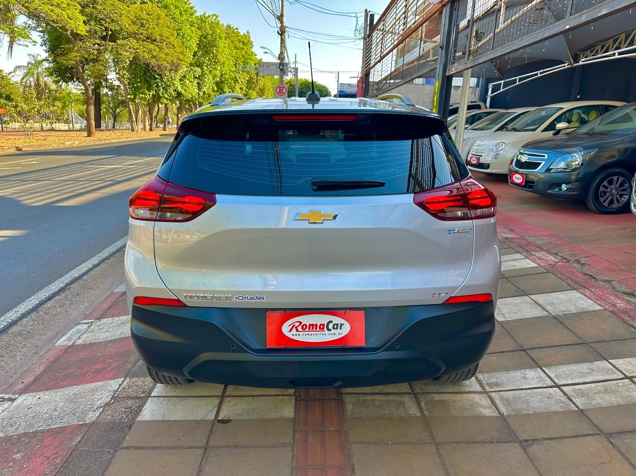 CHEVROLET TRACKER