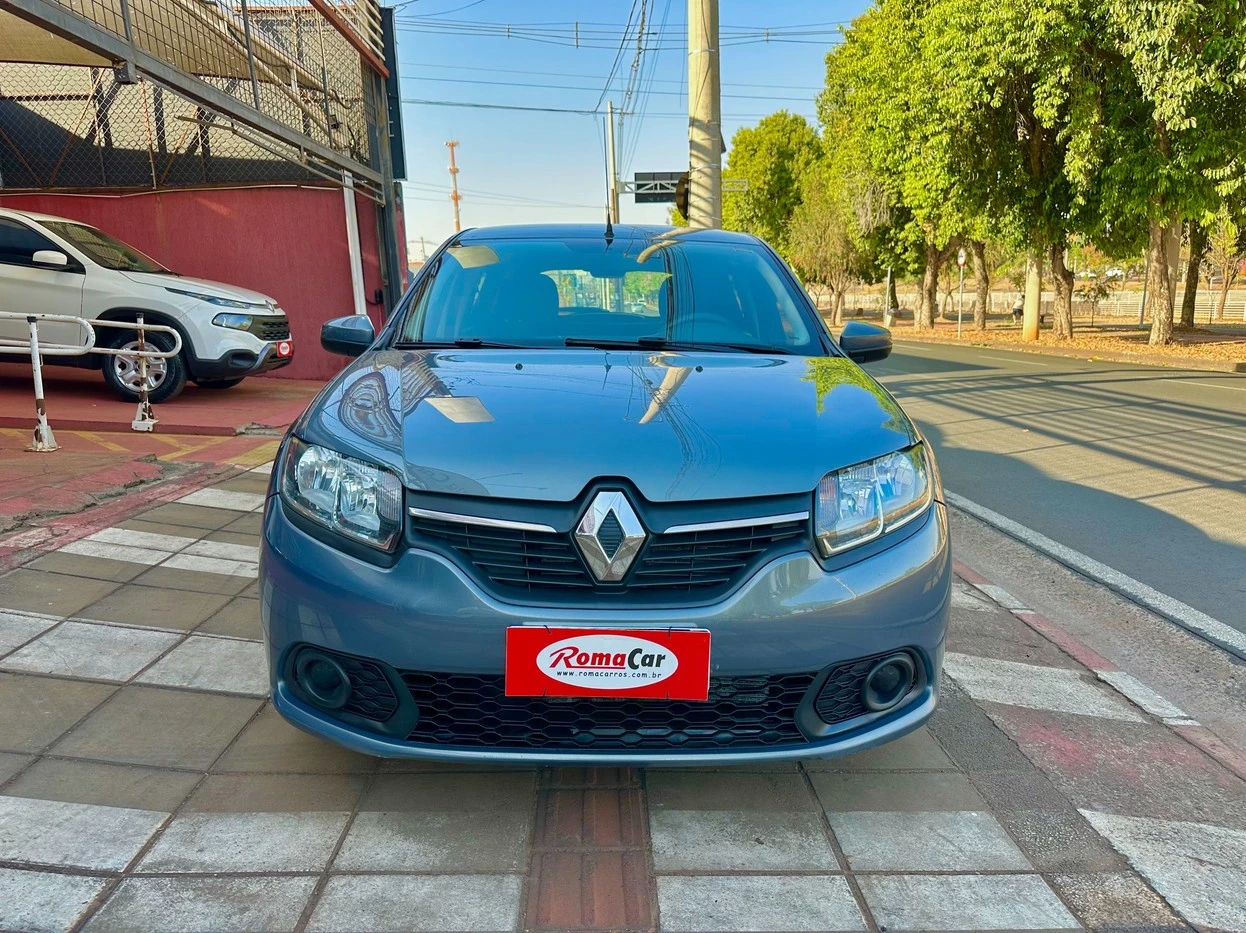 RENAULT SANDERO