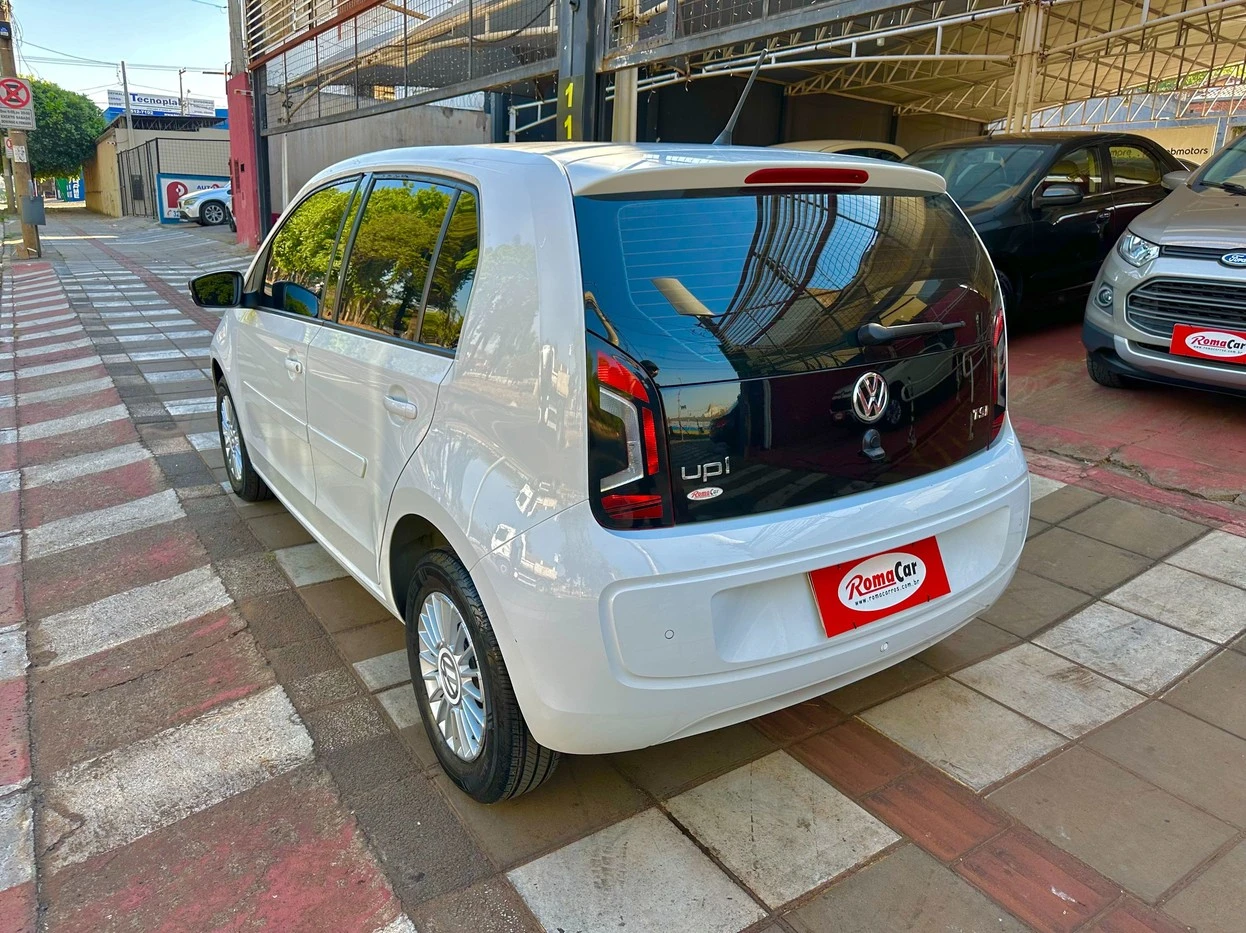 VOLKSWAGEN UP