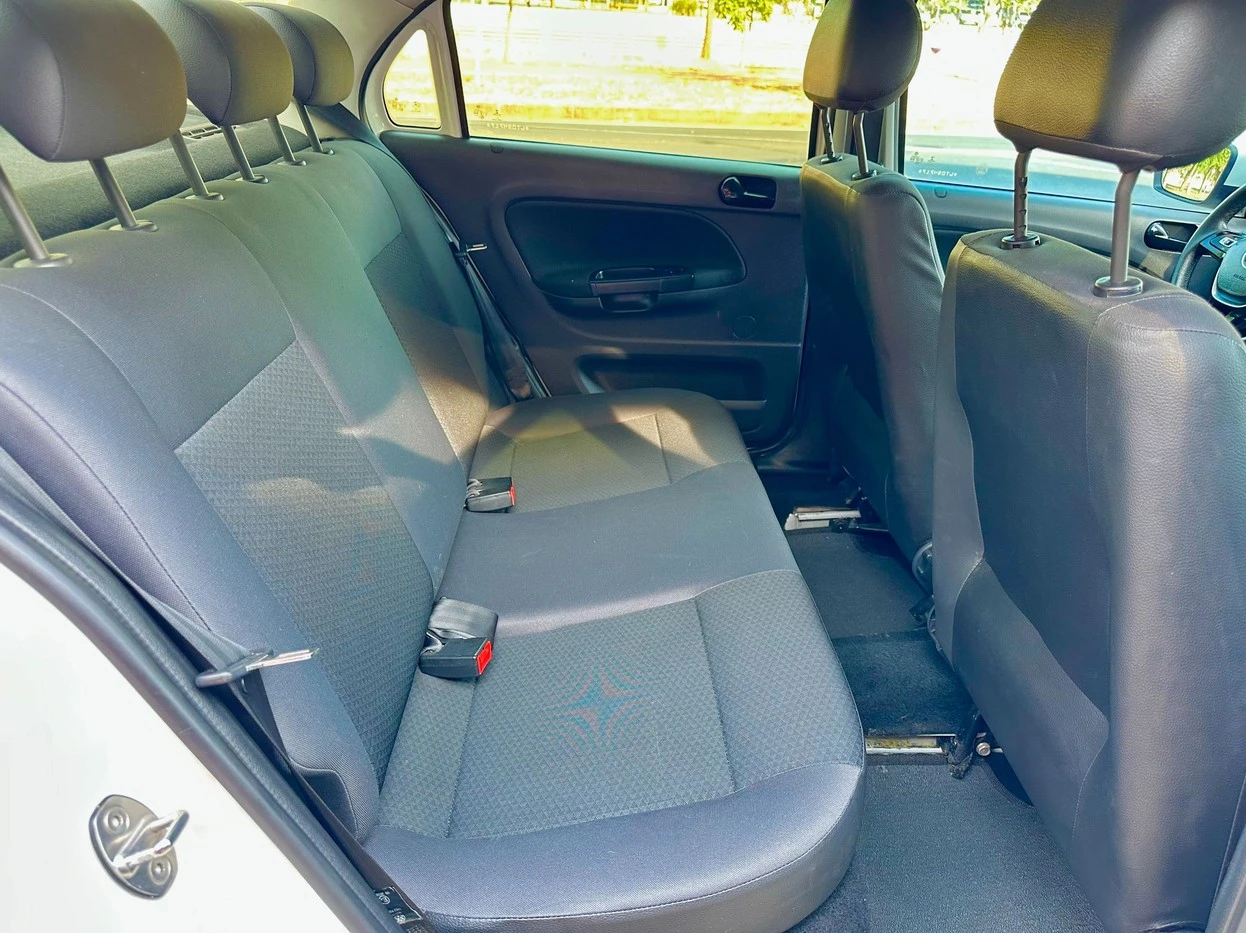 VOLKSWAGEN VOYAGE